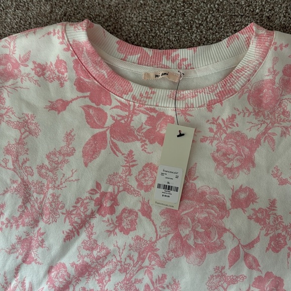 Pink Foral Crewneck - Picture 2 of 3